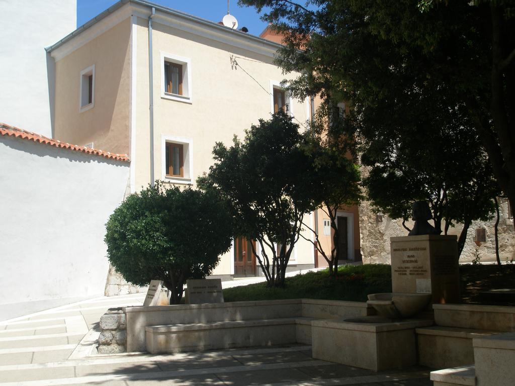 Apartments Stefanac Senj  Buitenkant foto